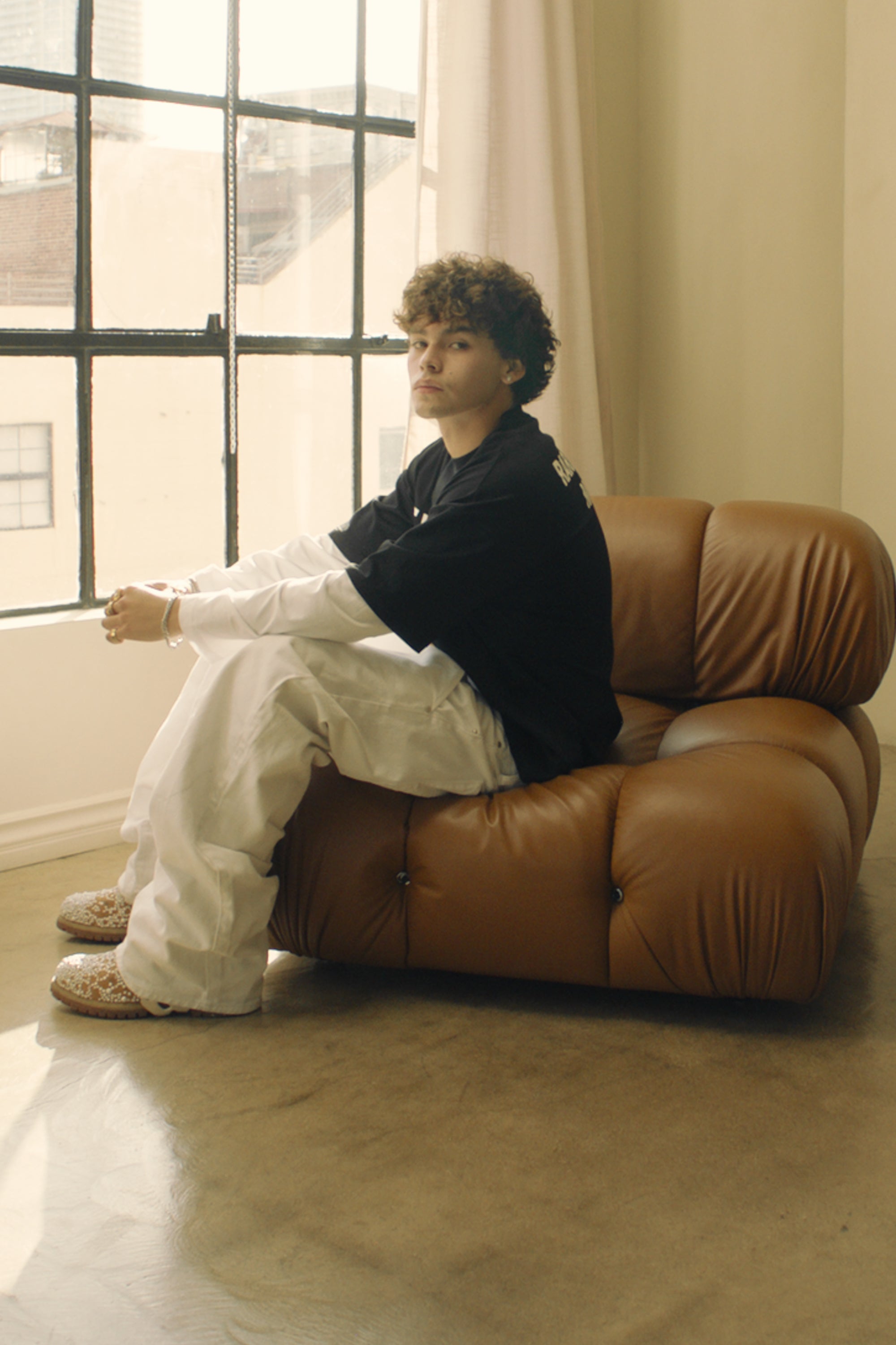 SIGNATURE DENIM WHITE