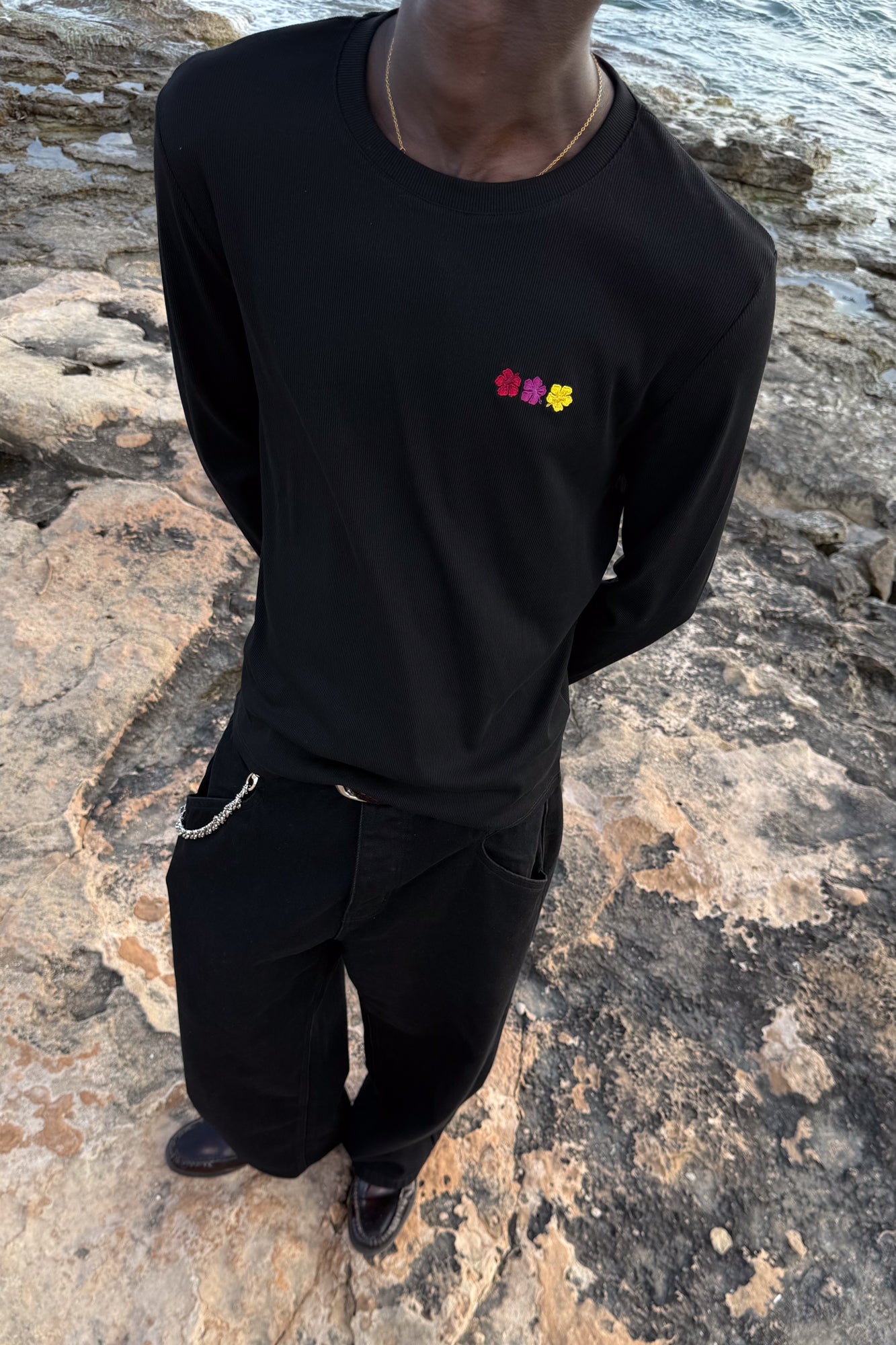 FLOWER RIB LONGSLEEVE BLACK