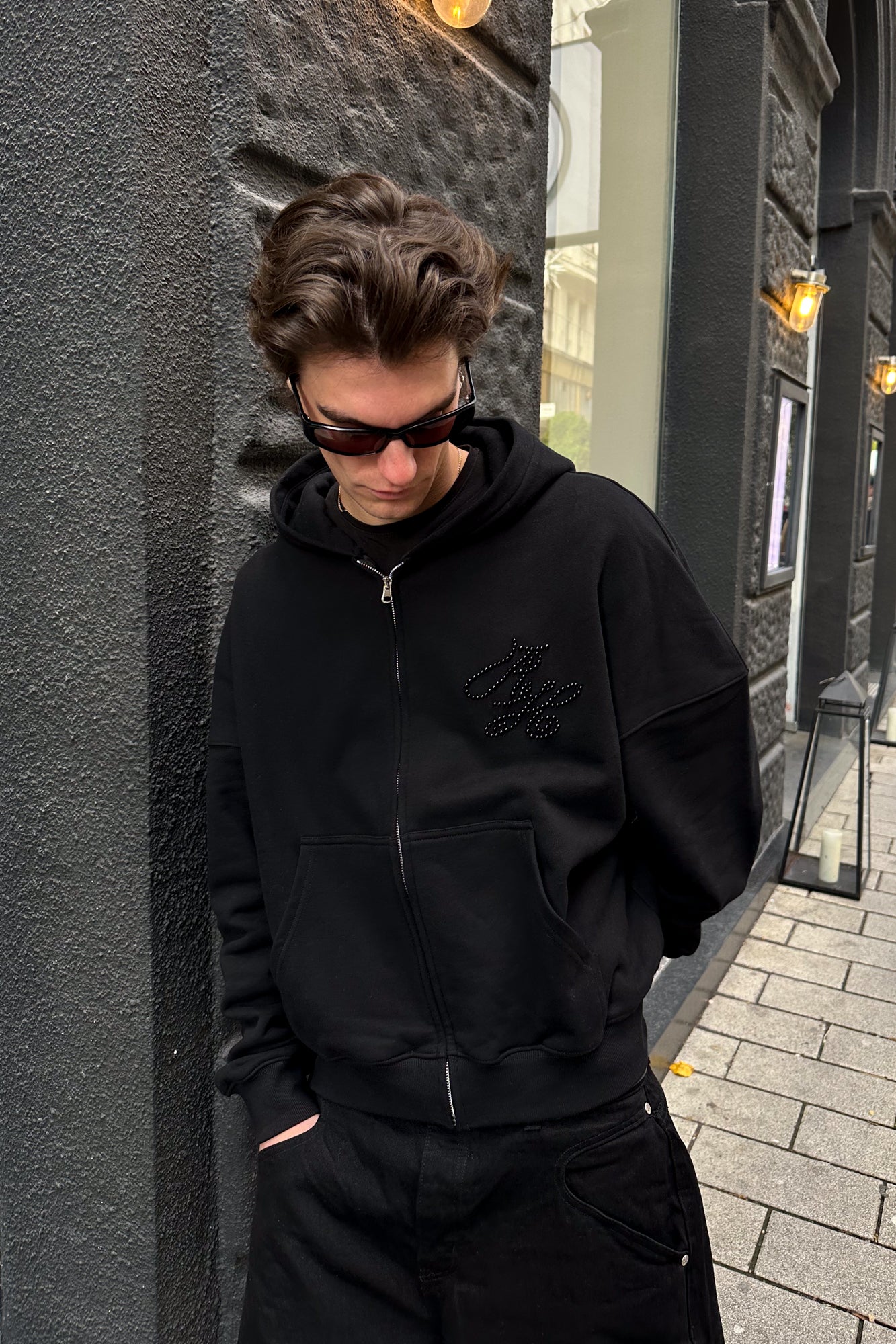 PEARL ZIP HOODIE BLACK