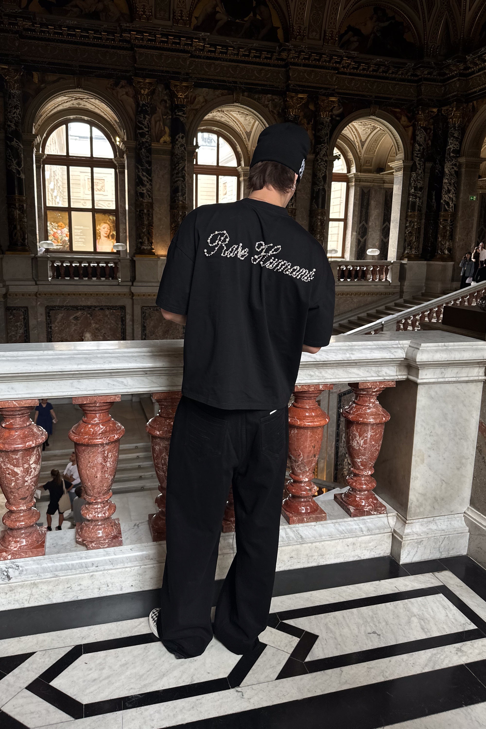 PEARL T-SHIRT BLACK