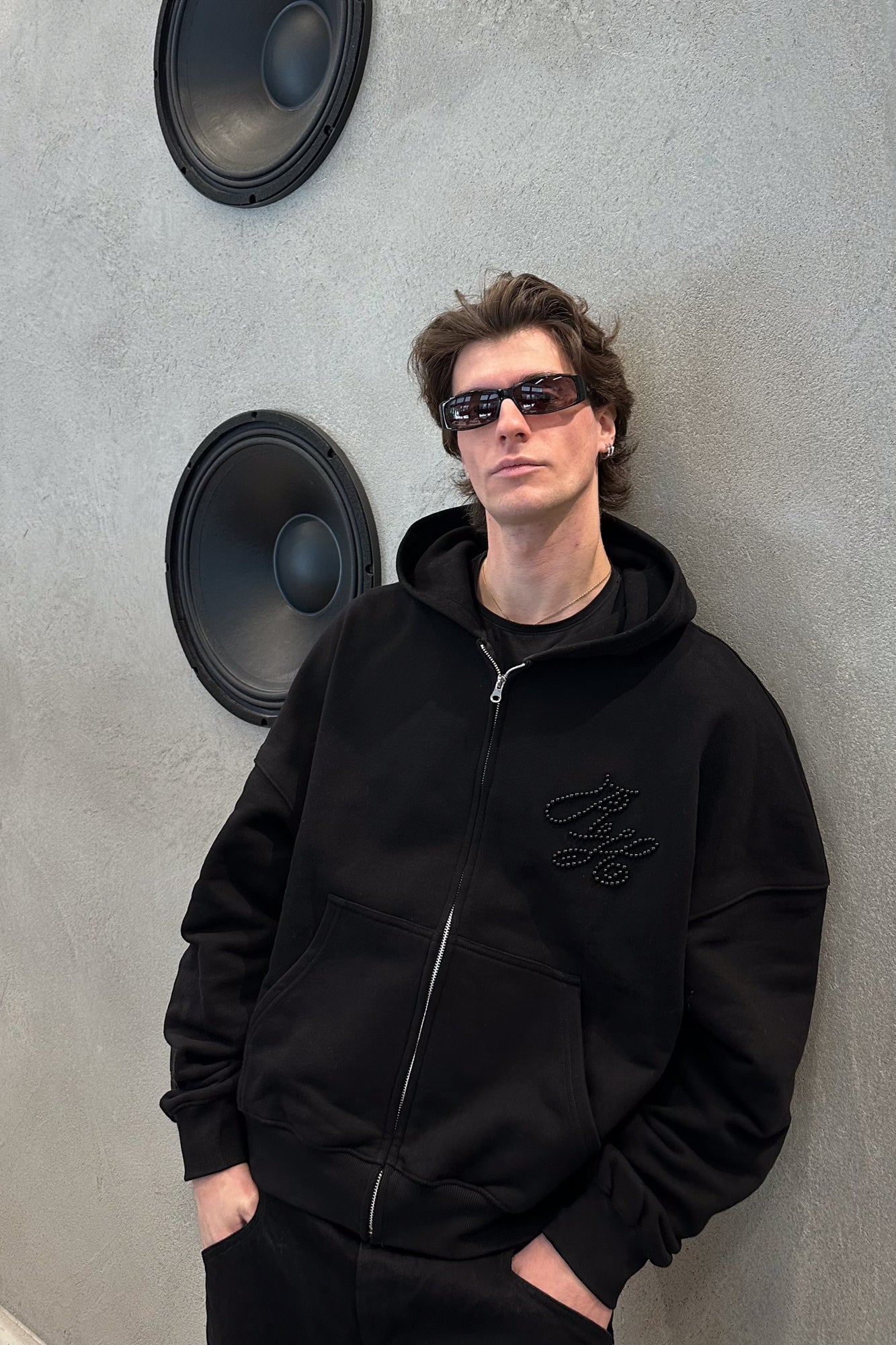 PEARL ZIP HOODIE BLACK