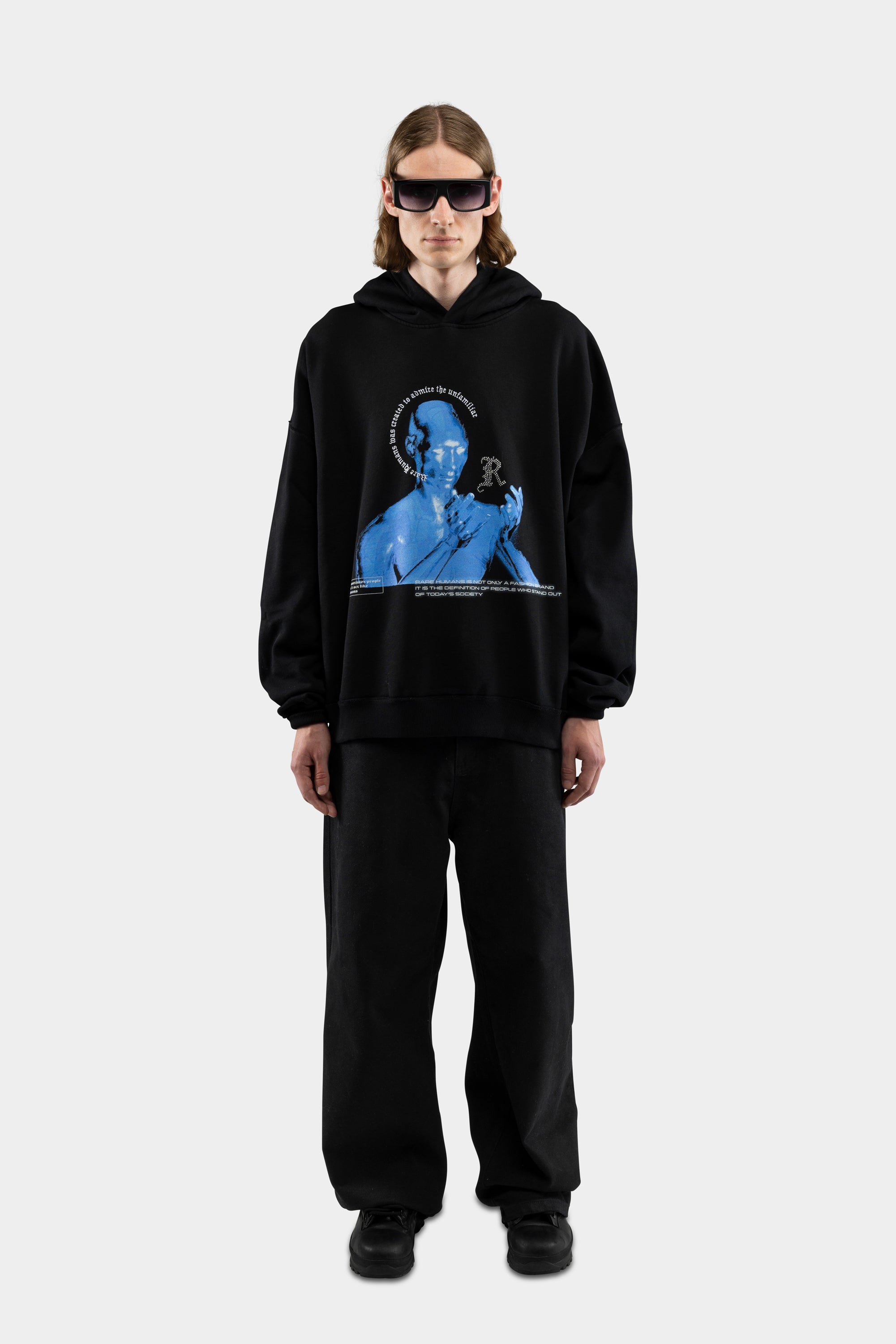 HOODIE UNFAMILIAR