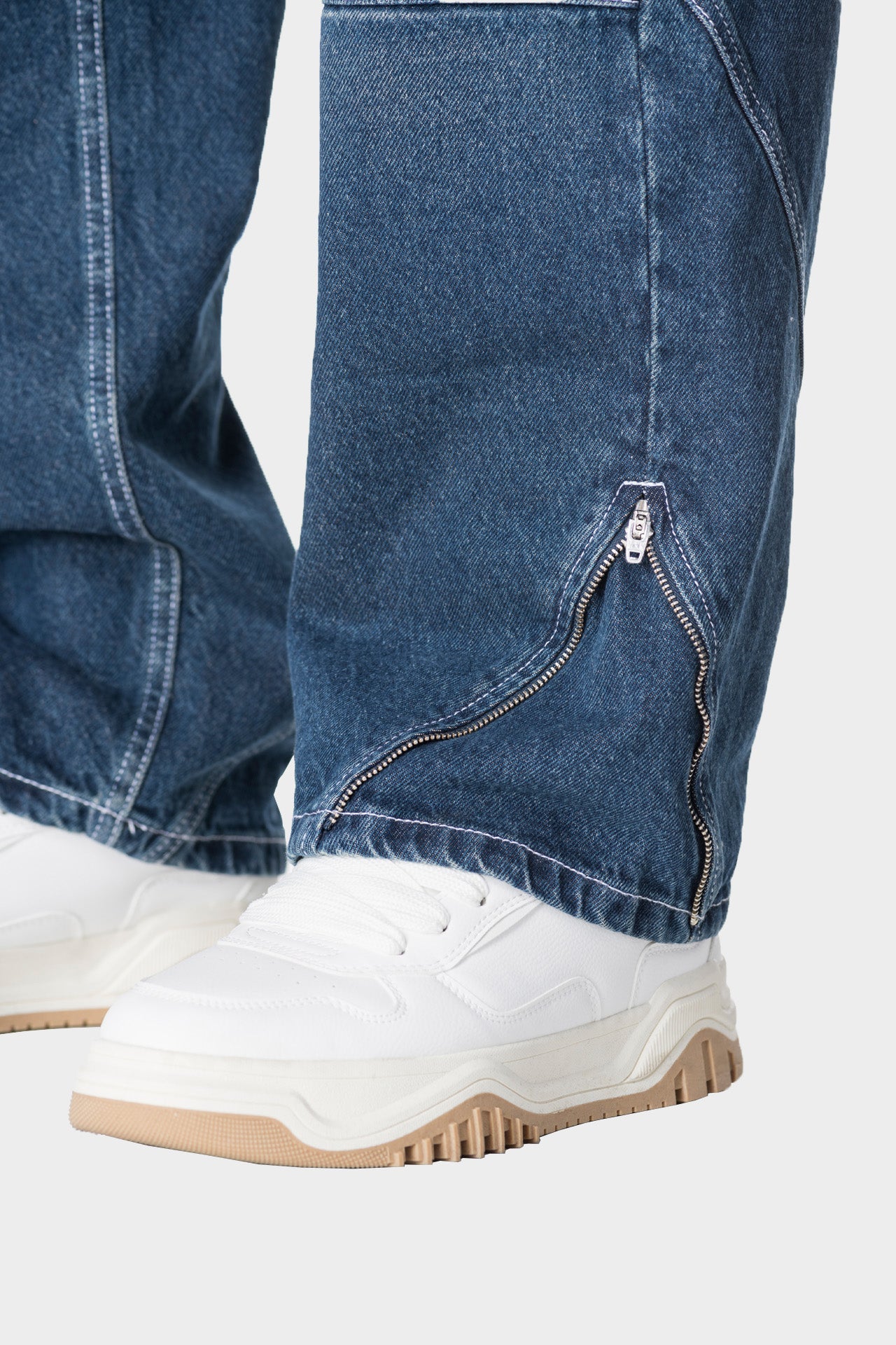 ASYMMETRICAL JEANS BLUE