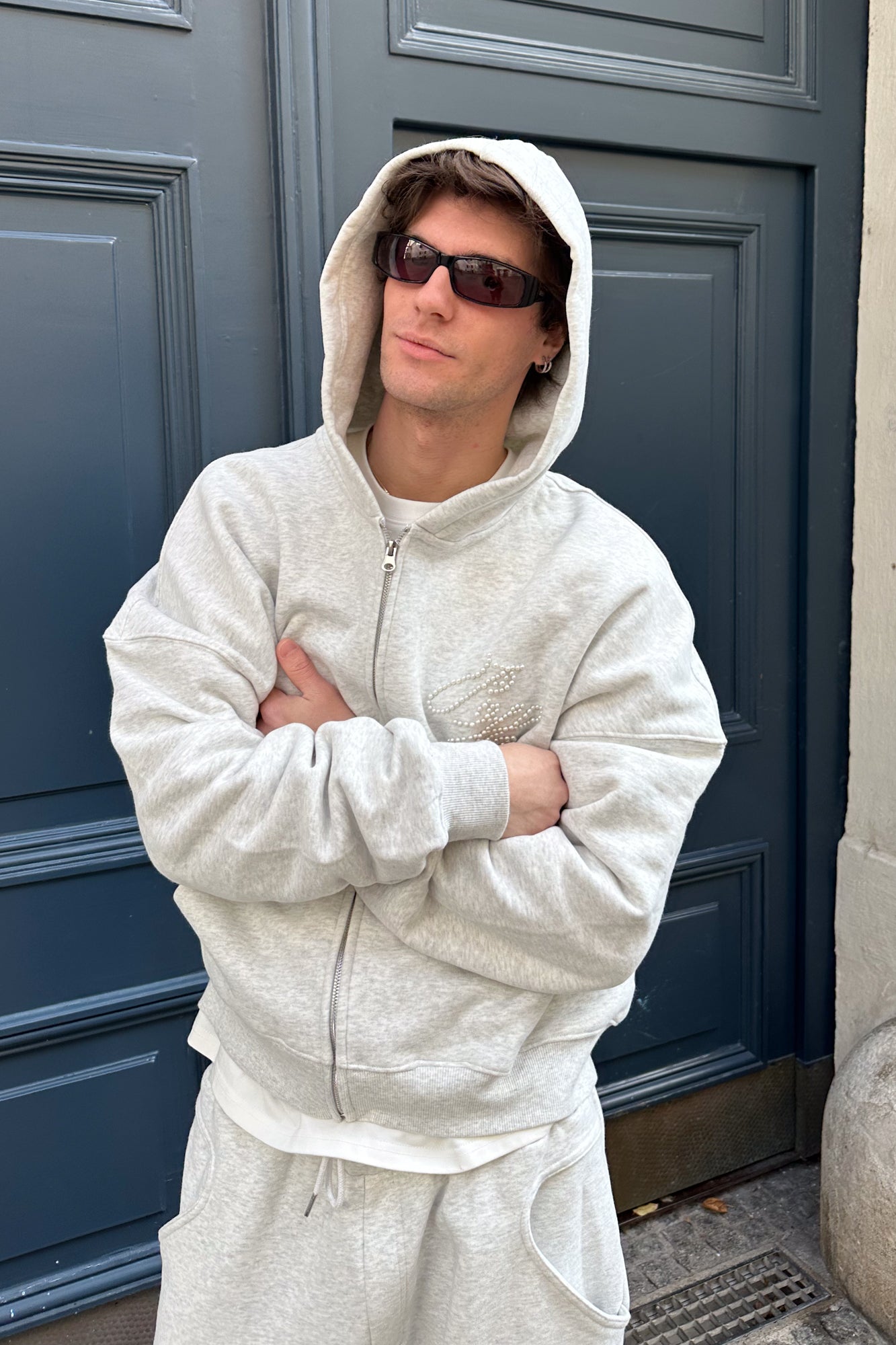 PEARL ZIP HOODIE GREY